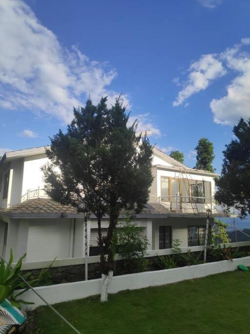 Ghost Villa Pokhara With Mountain View 20Mins From Main Area Ranipauwa Exterior photo