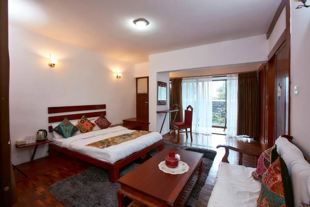 Ghost Villa Pokhara With Mountain View 20Mins From Main Area Ranipauwa Exterior photo