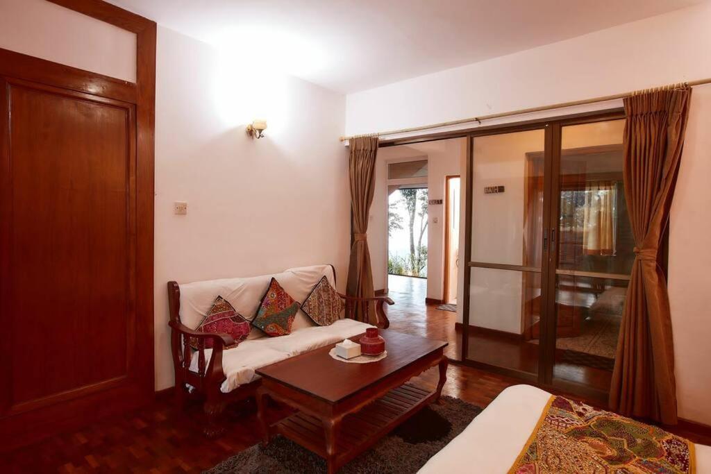 Ghost Villa Pokhara With Mountain View 20Mins From Main Area Ranipauwa Exterior photo